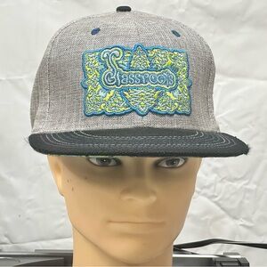Vibrant Grassroots Hat with Psychedelic Interior